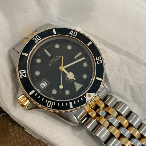 needs a new battery snd i don’t have links.